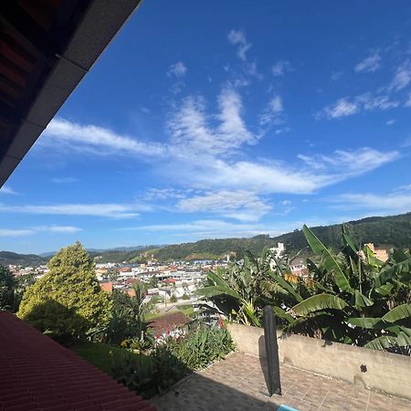 Апартаменти Casa Com Visao Panoramica No Centro De Нова-Тренту Екстер'єр фото